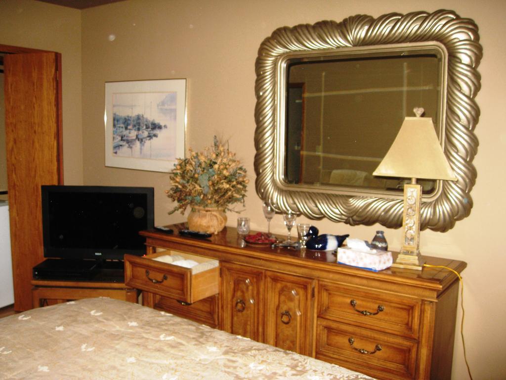 Mcdougall Lane Bed & Breakfast Drumheller Kültér fotó